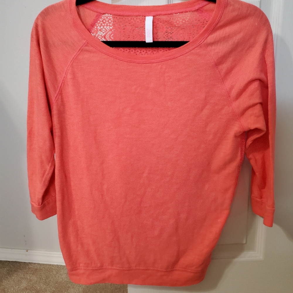 3/4 sleeve lace back design top